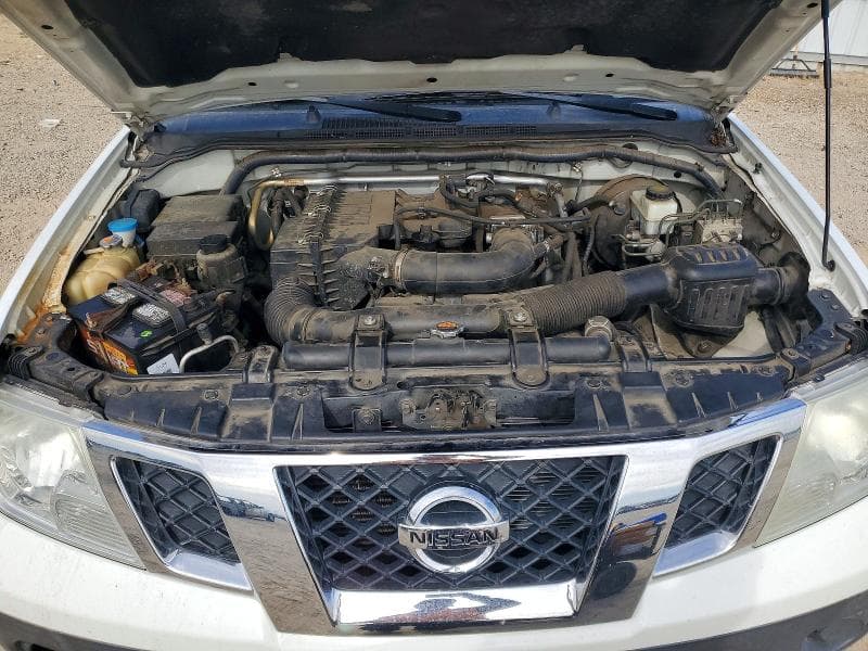 2018 NISSAN FRONTIER S 11
