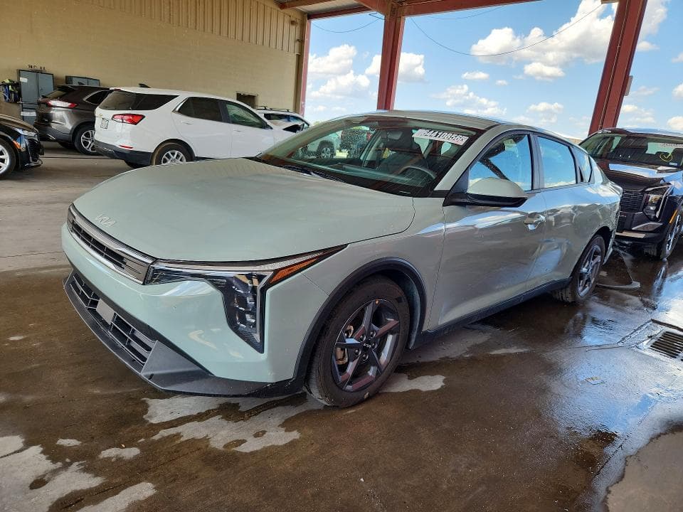 2026 KIA K4 LXS - 1