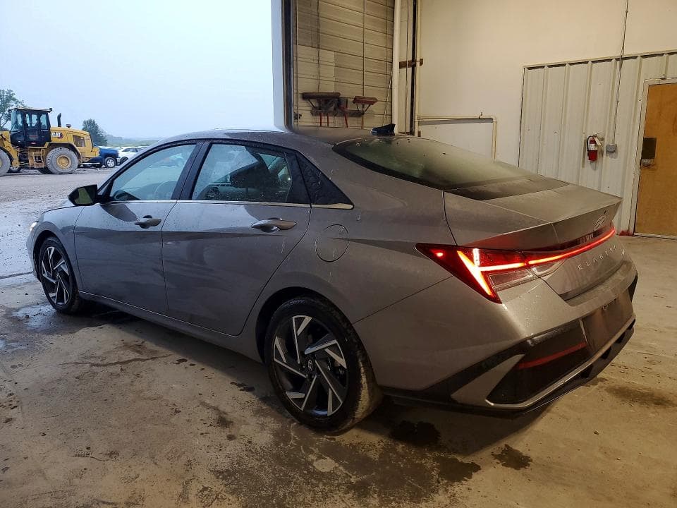 2025 HYUNDAI ELANTRA LIMITED 2