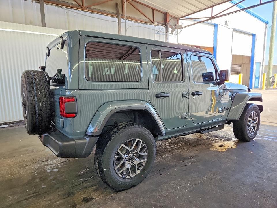 2026 JEEP WRANGLER SAHARA 3