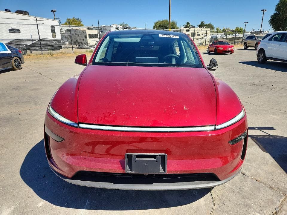 2026 TESLA MODEL Y 5