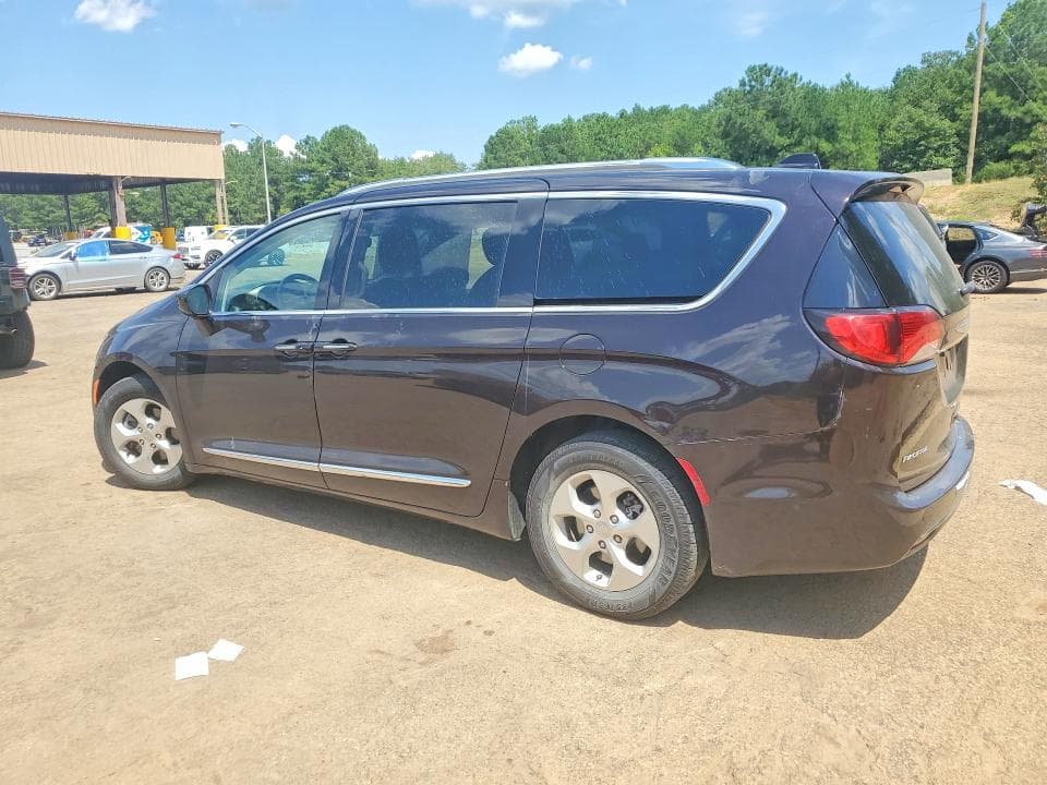 2017 CHRYSLER PACIFICA TOURING L PLUS 2