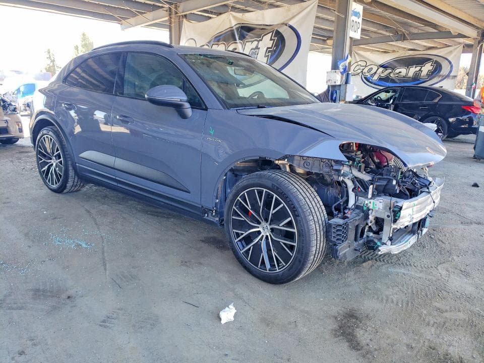 2025 PORSCHE MACAN 4S 4