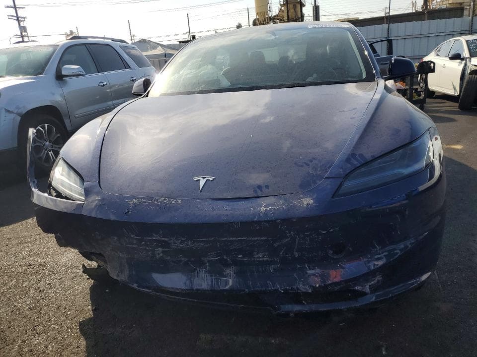 2025 TESLA MODEL 3 5