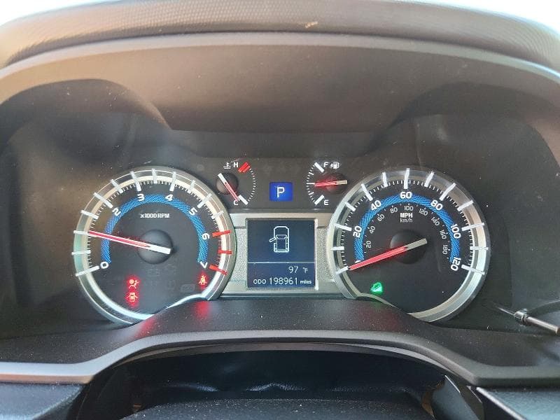 2017 TOYOTA 4RUNNER SR5 9