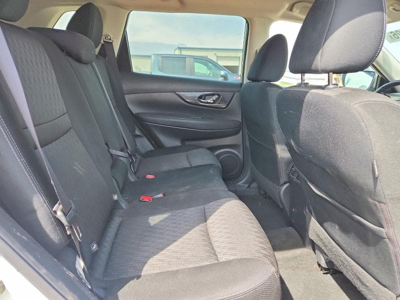 2019 NISSAN ROGUE SV 11