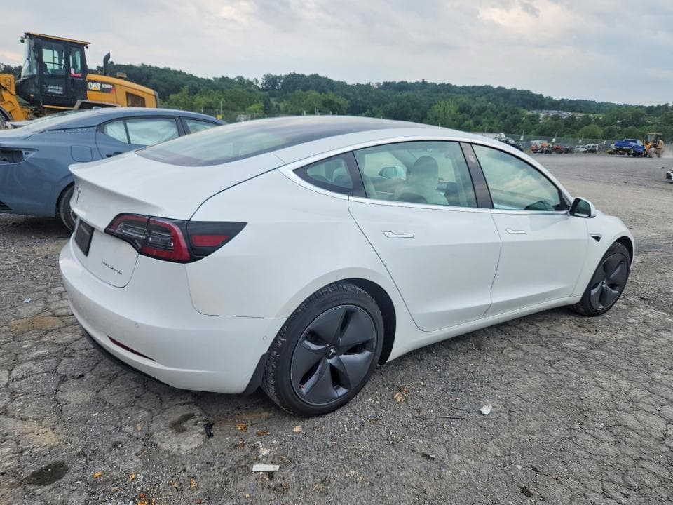 2020 TESLA MODEL 3 3
