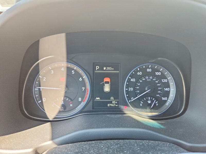2022 HYUNDAI KONA SE 9