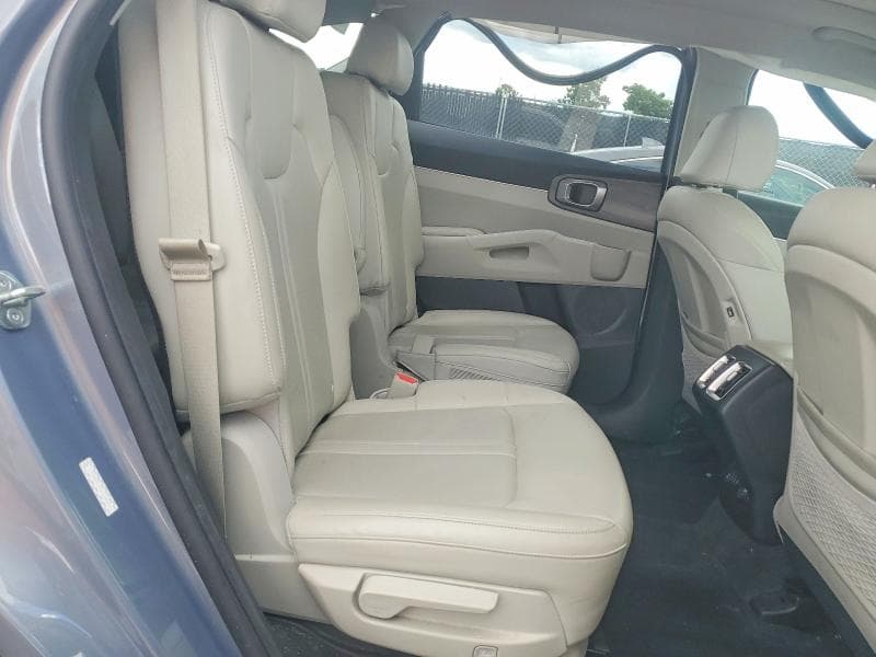 2023 KIA SORENTO EX 11