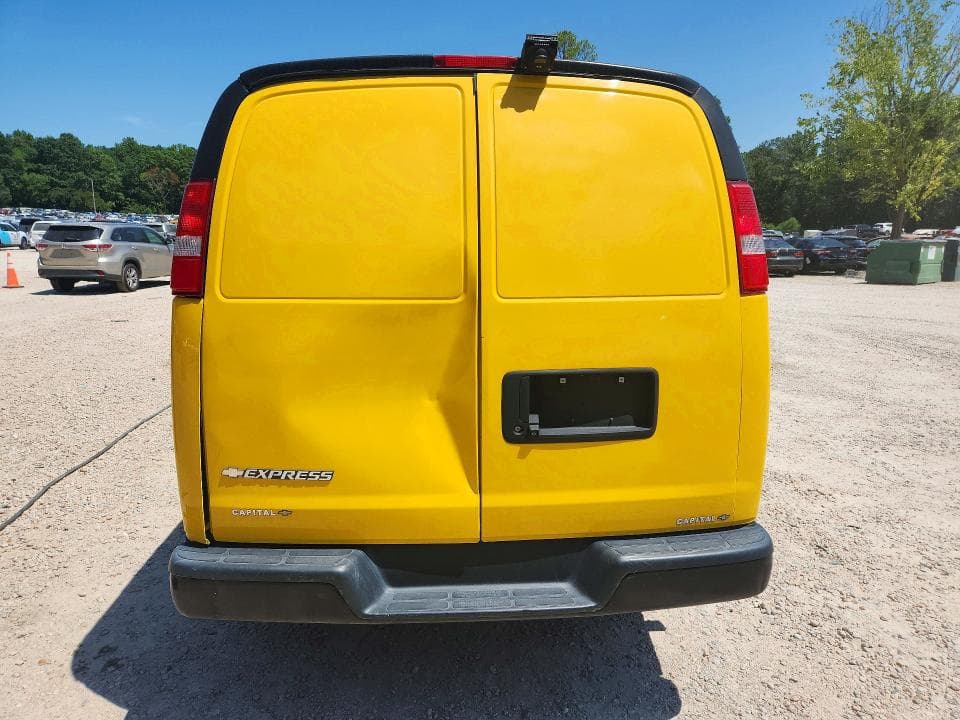 2019 CHEVROLET EXPRESS G2500 6