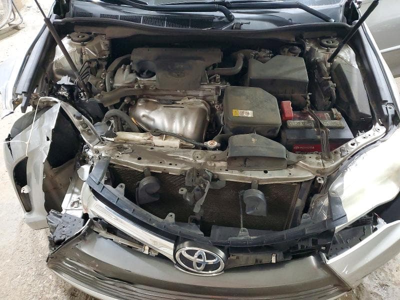 2017 TOYOTA CAMRY LE 11