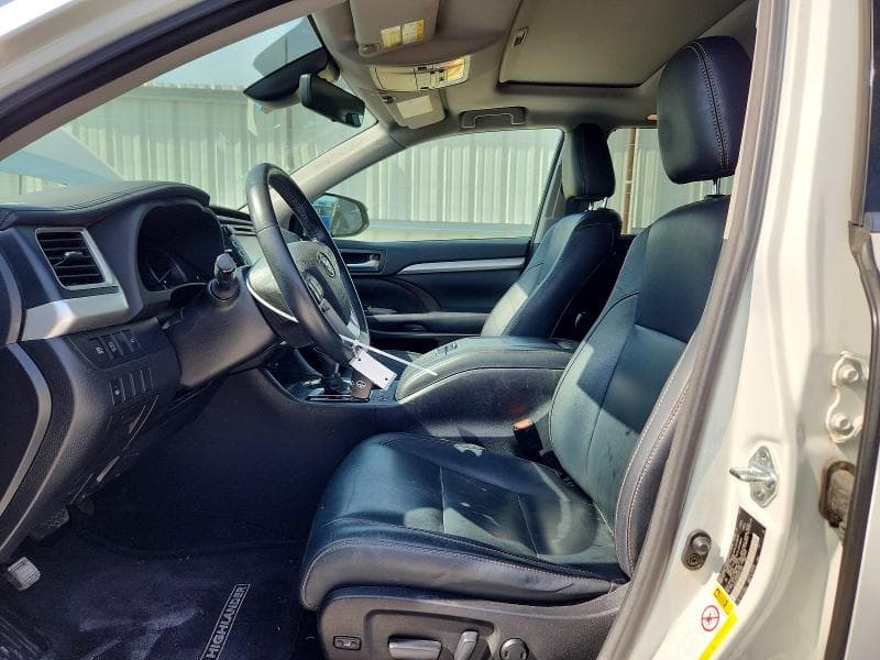 2017 TOYOTA HIGHLANDER XLE 7