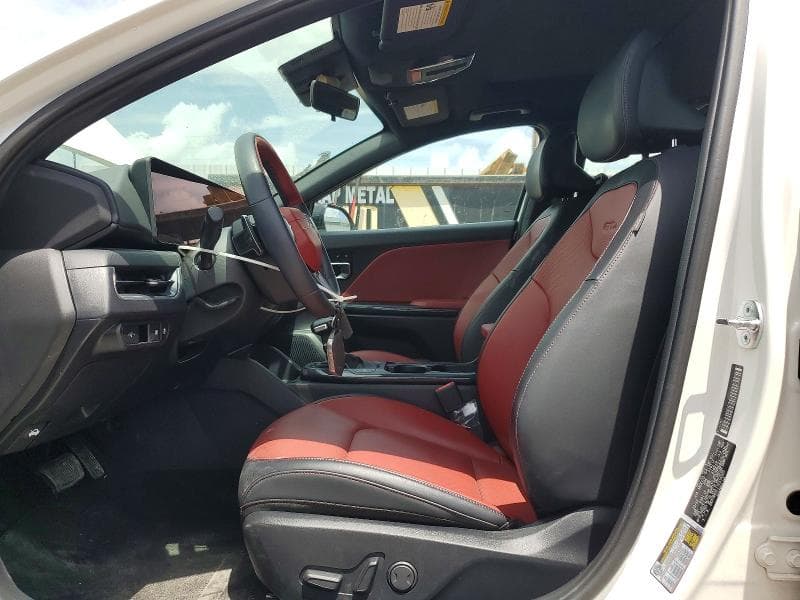 2026 KIA K4 GT LINE 7
