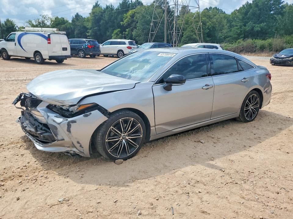 2020 TOYOTA AVALON XSE - 1