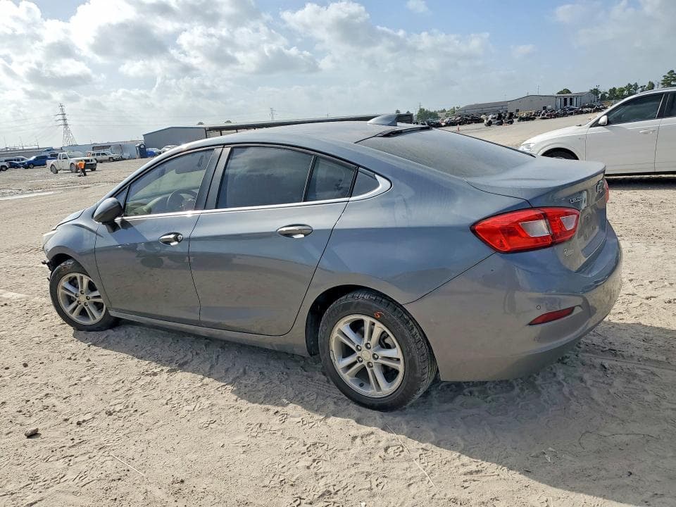 2018 CHEVROLET CRUZE LT 2