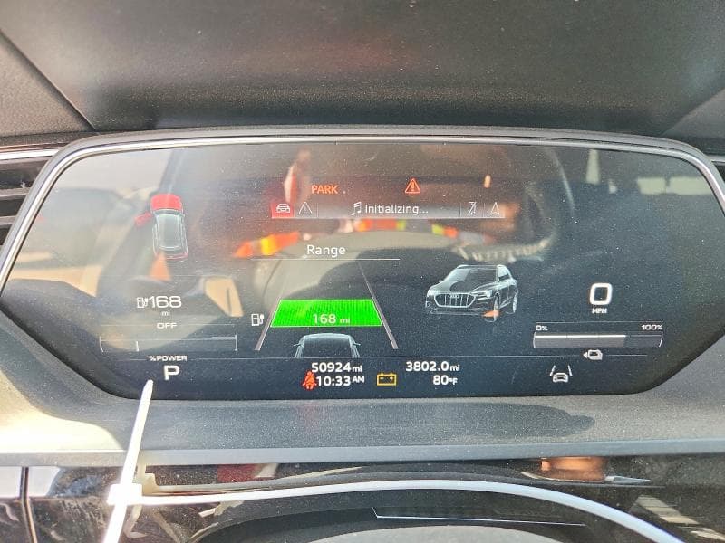2022 AUDI E-TRON PREMIUM 9
