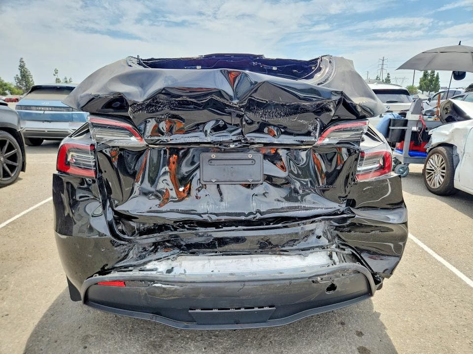 2023 TESLA MODEL Y 6