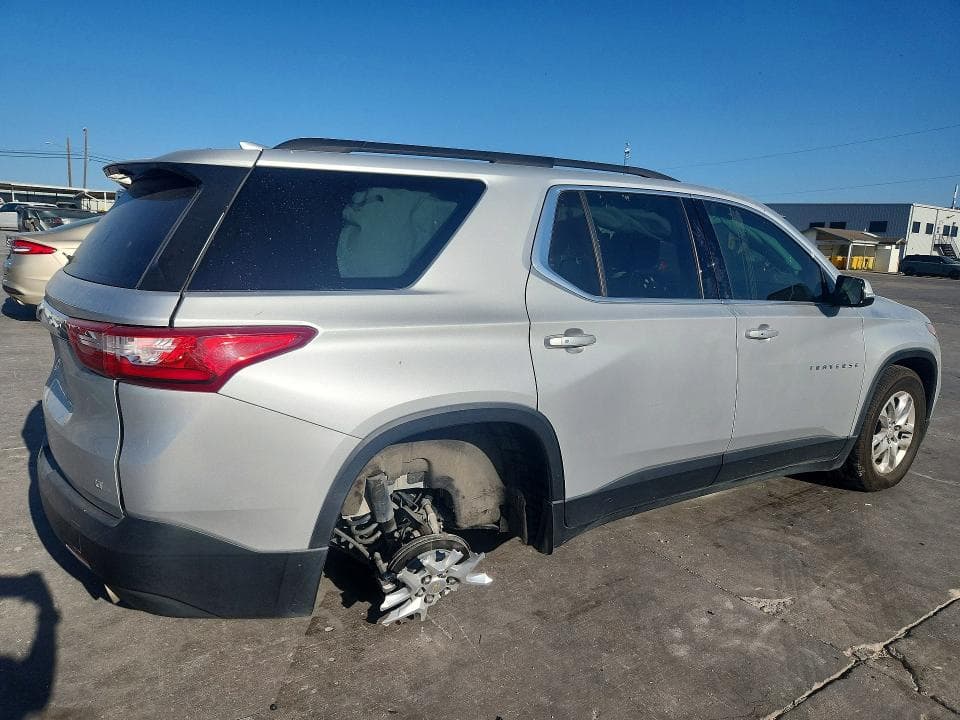 2020 CHEVROLET TRAVERSE LT 3
