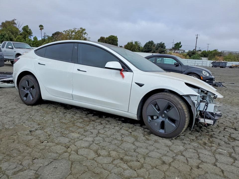 2023 TESLA MODEL 3 4