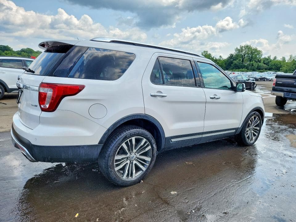 2017 FORD EXPLORER PLATINUM 3