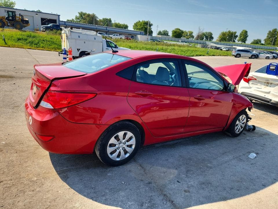 2017 HYUNDAI ACCENT SE 3