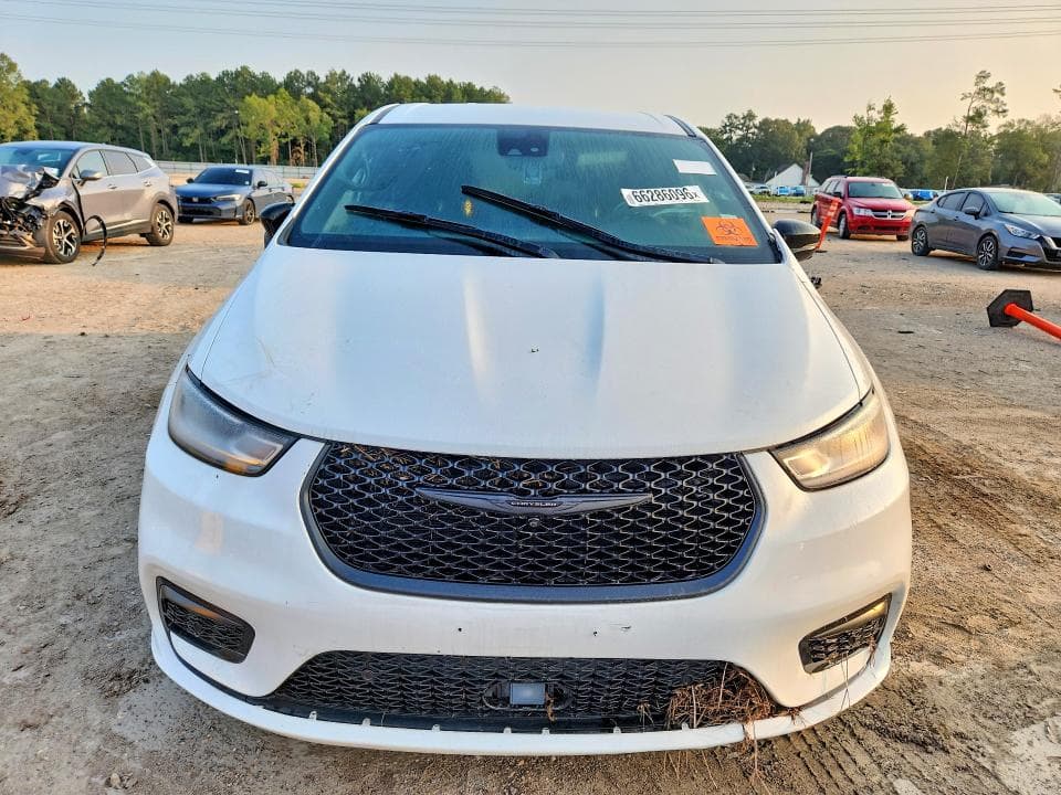 2024 CHRYSLER PACIFICA HYBRID SELECT 5