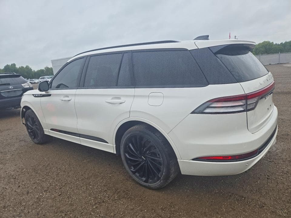 2025 LINCOLN AVIATOR RESERVE 2