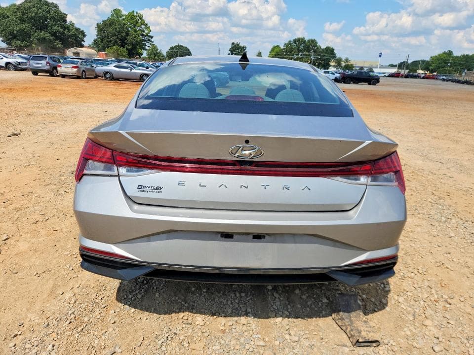 2022 HYUNDAI ELANTRA SEL 6