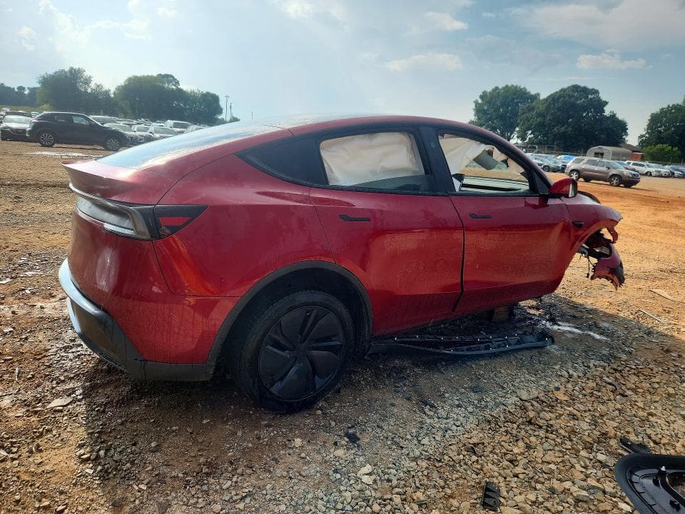 2026 TESLA MODEL Y 3