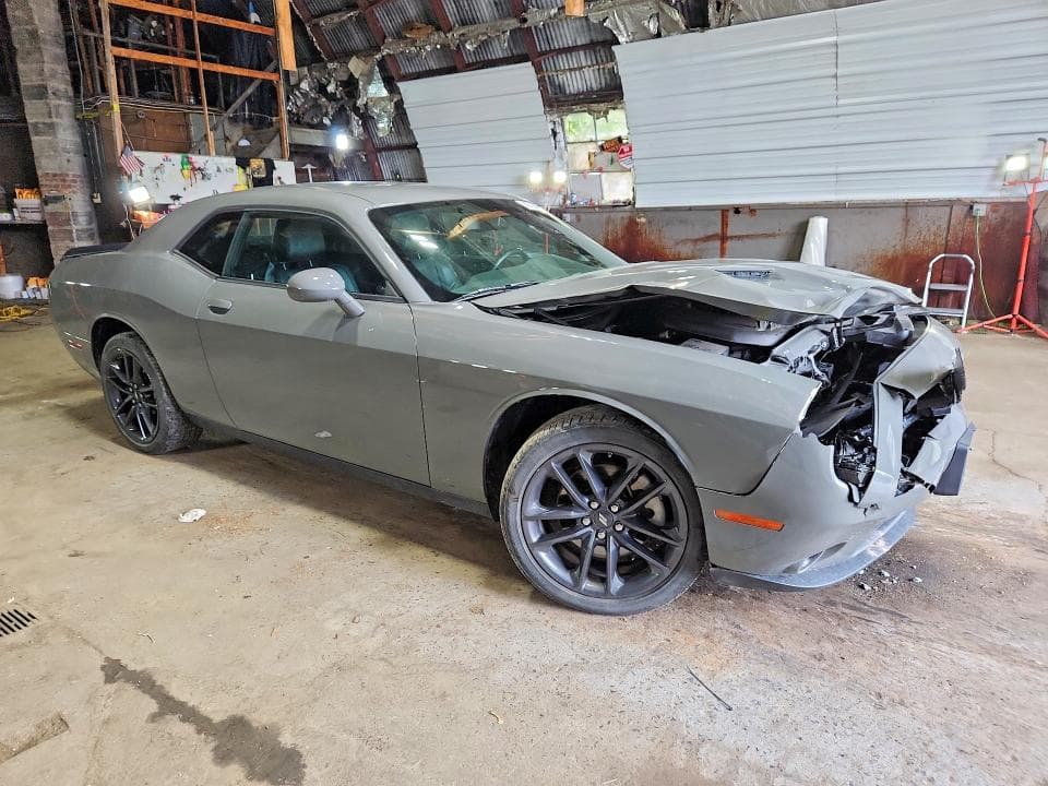 2023 DODGE CHALLENGER SXT 4