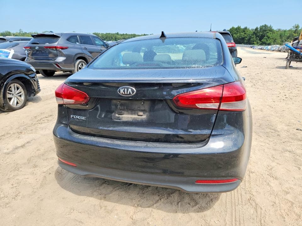 2017 KIA FORTE LX 6