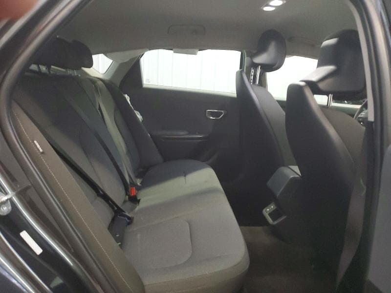 2025 KIA K4 LXS 10