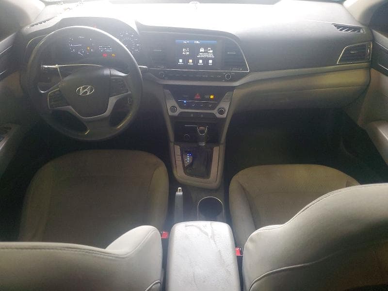 2017 HYUNDAI ELANTRA SE 8