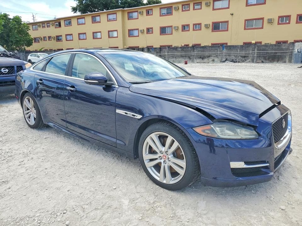 2019 JAGUAR XJ R - SPORT 4