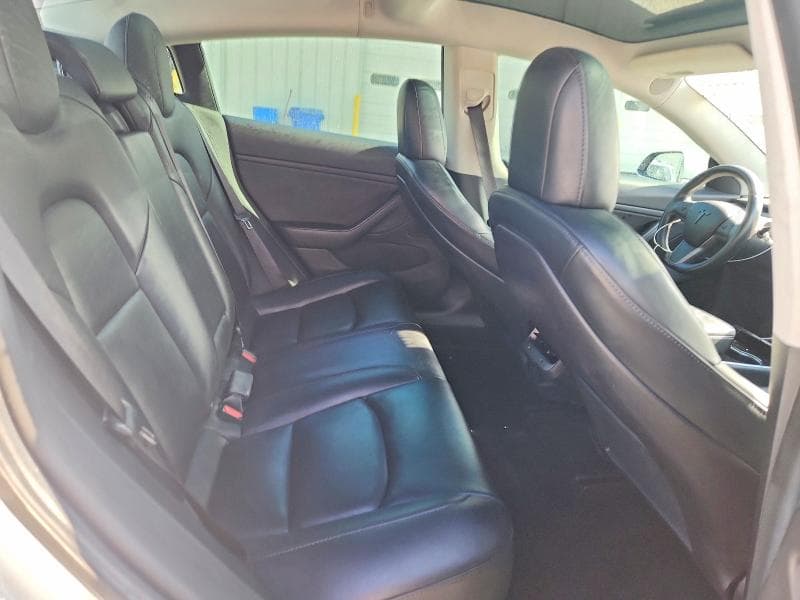 2019 TESLA MODEL 3 10