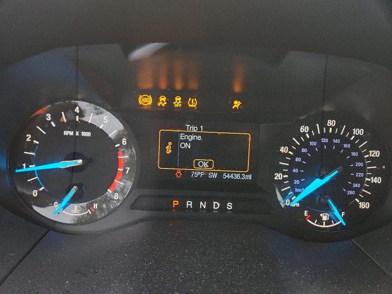 2017 FORD EDGE SE 9