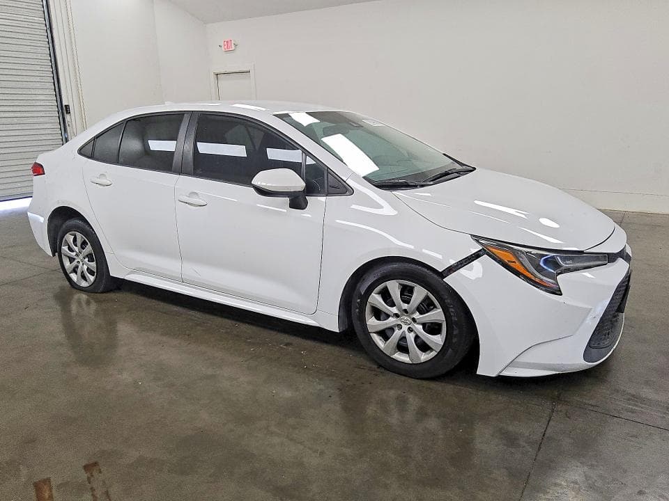 2021 TOYOTA COROLLA LE 4
