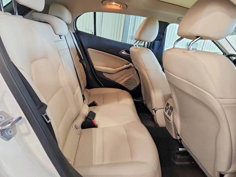 2019 MERCEDES-BENZ GLA 250 4MATIC 11