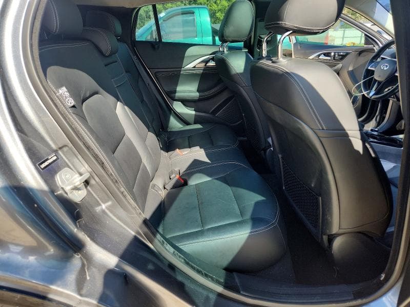 2017 INFINITI QX30 PREMIUM 11