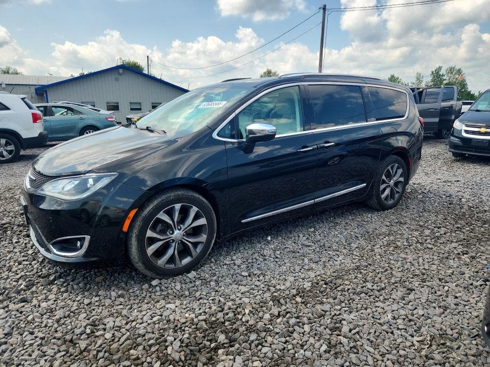 2017 CHRYSLER PACIFICA LIMITED - 1