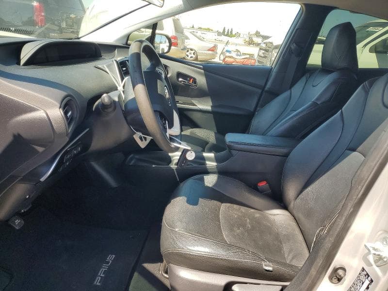2017 TOYOTA PRIUS TWO 7