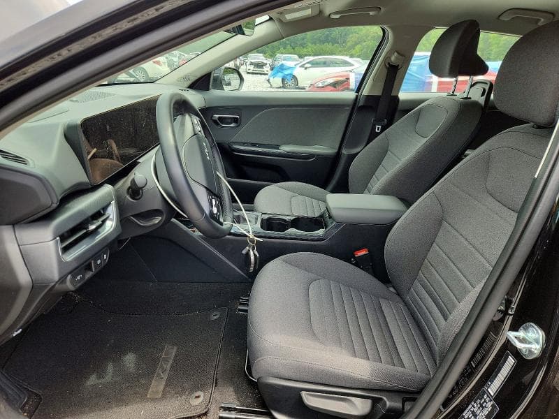 2025 KIA K4 EX 7