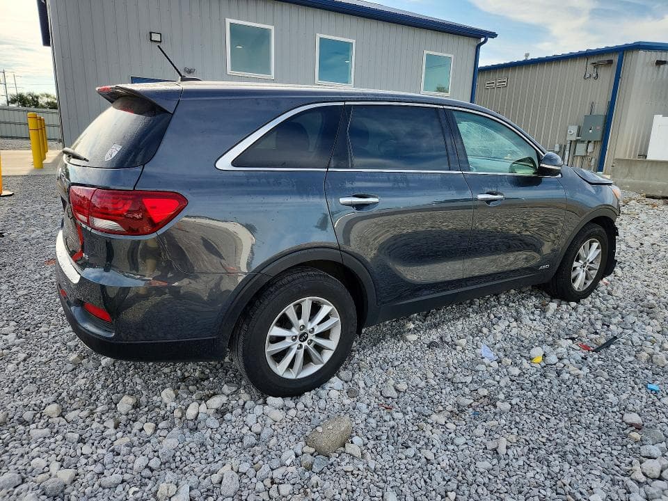 2020 KIA SORENTO S 3
