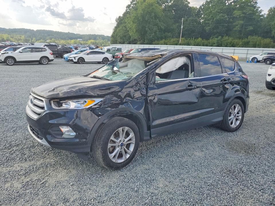 2017 FORD ESCAPE SE - 1