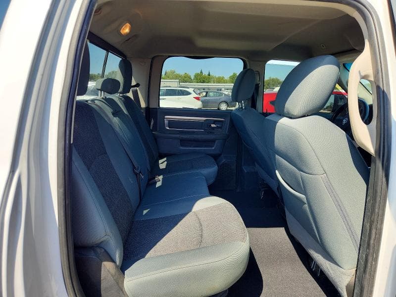 2017 RAM 1500 SLT 10