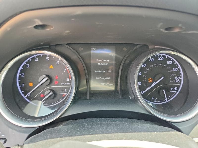 2019 TOYOTA CAMRY LE 9