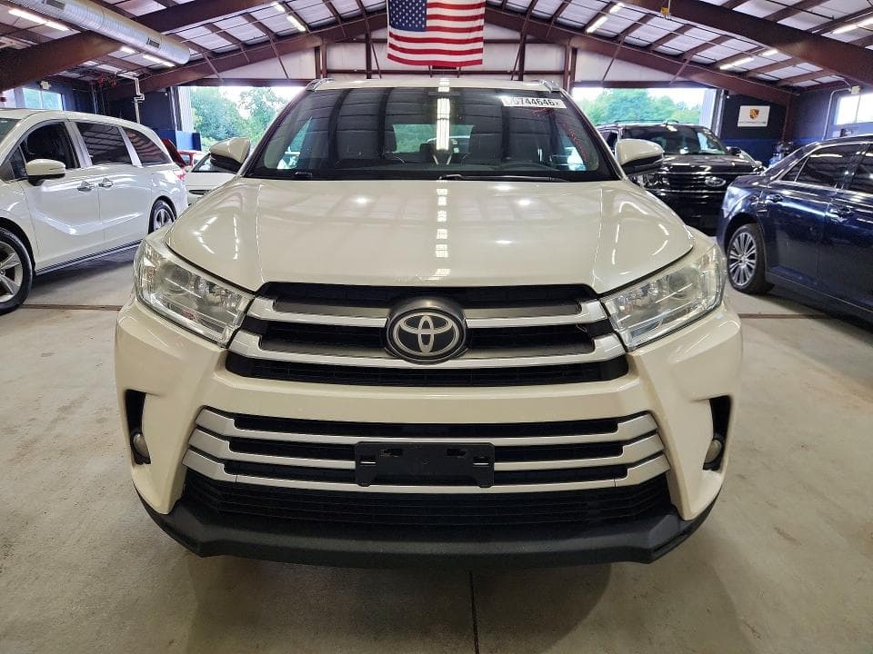 2017 TOYOTA HIGHLANDER XLE 5