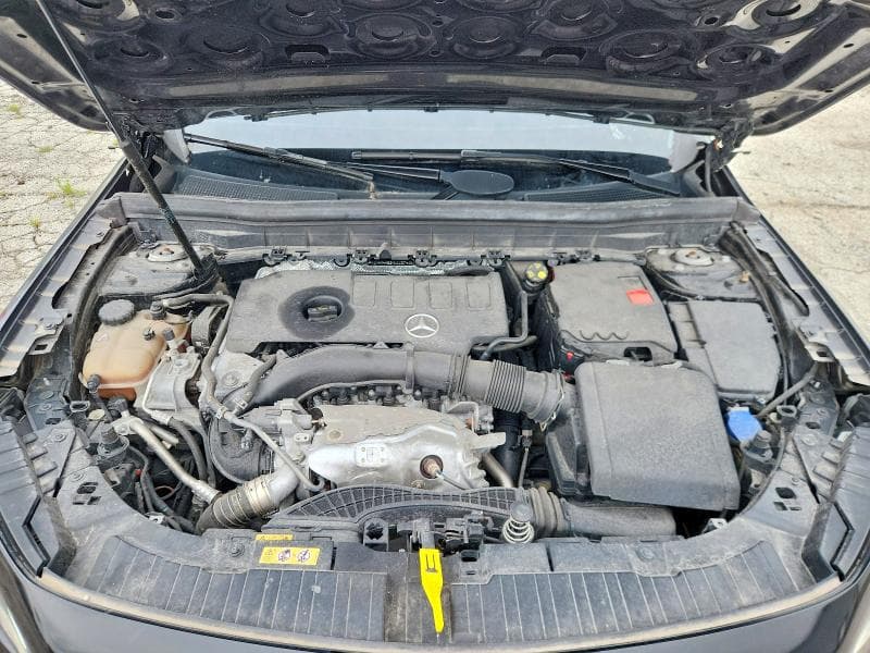 2021 MERCEDES-BENZ GLB 250 4MATIC 11