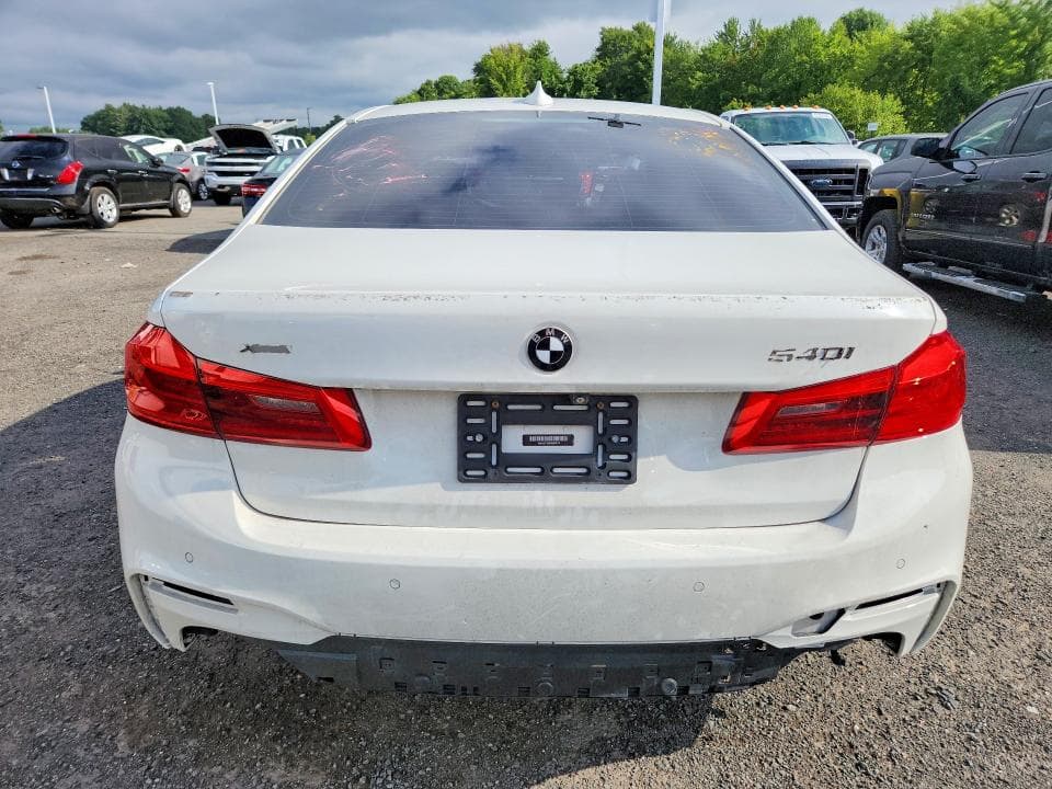 2019 BMW 540 XI 6