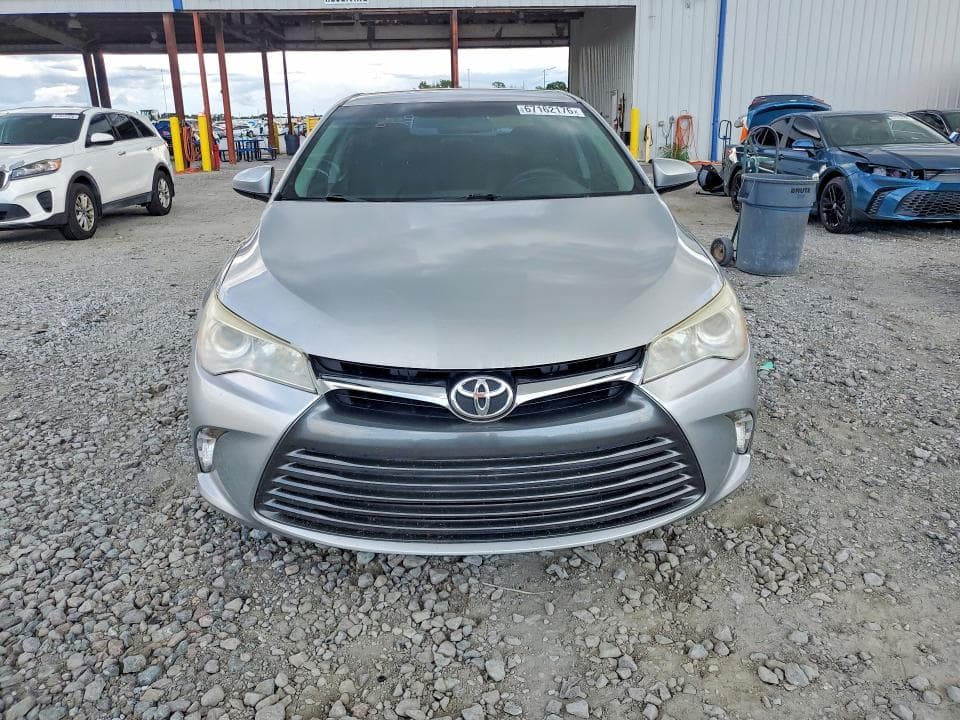 2017 TOYOTA CAMRY LE 5